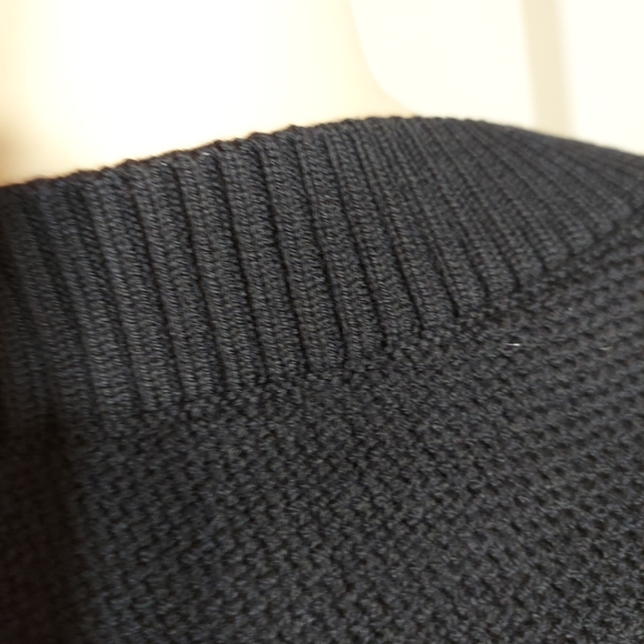 Lululemon Merino Wool Ladies Black Zip Up Pancho O/S Pretty! Good Condition - Picture 3 of 10